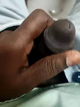 Snapshot of Paramkeerthi chatting on November 17, 5:08 pm Paramkeerthi online show from November 17, 5:08 pm