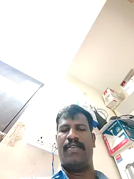 Snapshot of Paramkeerthi chatting on December 5, 3:37 am Paramkeerthi online show from December 5, 3:37 am