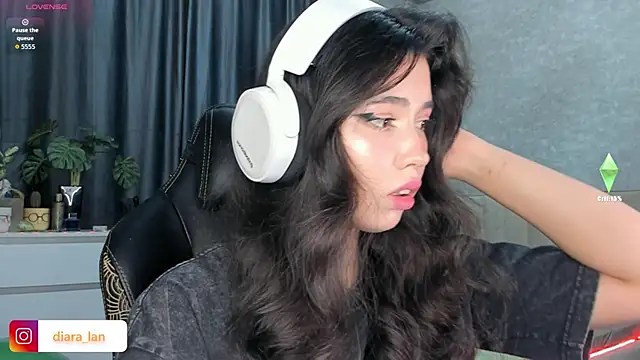 Snapshot of Diara_1an chatting on November 30, 1:26 pm Diara 1an online show from November 30, 1:26 pm