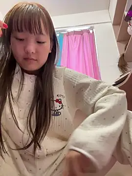 Snapshot of susuya_sha chatting on March 31, 9:32 am susuya sha online show from March 31, 9:32 am