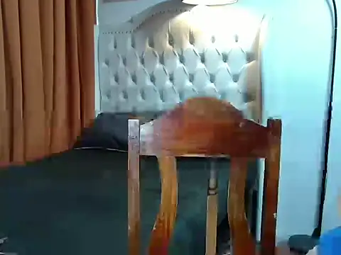 Snapshot of wild_tamarra chatting on November 27, 3:19 am wild tamarra online show from November 27, 3:19 am