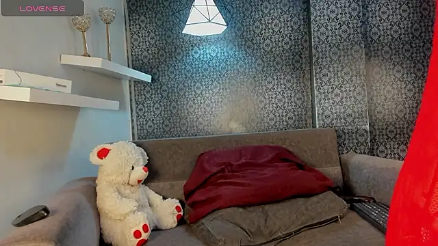 Dana Scully online show from January 19, 1:04 pm