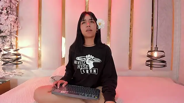 Snapshot of Dojameow1 chatting on December 5, 2:03 pm Dojameow1 online show from December 5, 2:03 pm