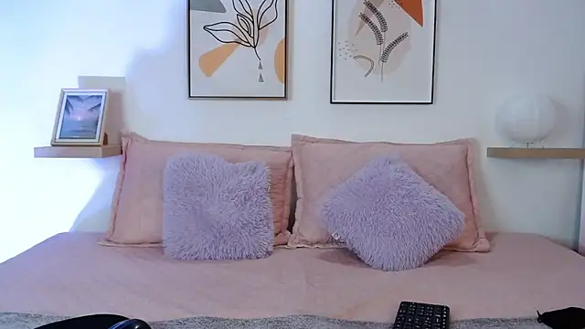 blackvelvetx69 online show from December 13, 9:20 pm