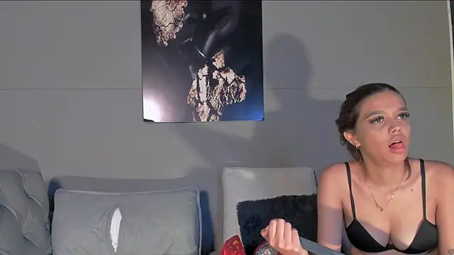 nicolvibes 212 online show from July 3, 8:59 pm