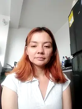 Snapshot of fio_re chatting on December 16, 1:49 pm fio re online show from December 16, 1:49 pm