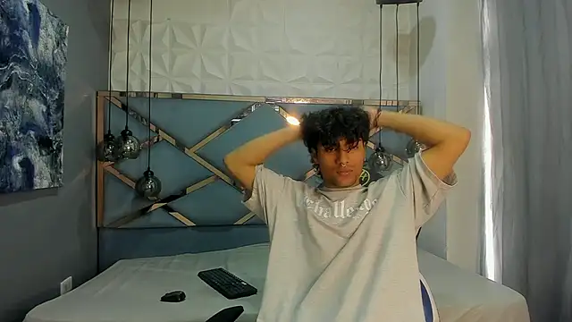 MattFiore online show from February 3, 6:35 pm