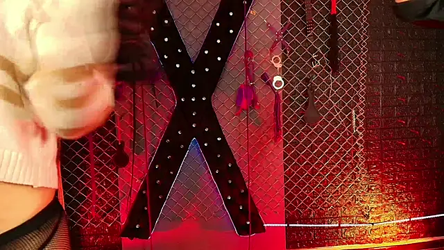 Master king leonidas bdsm online show from November 21, 4:44 am