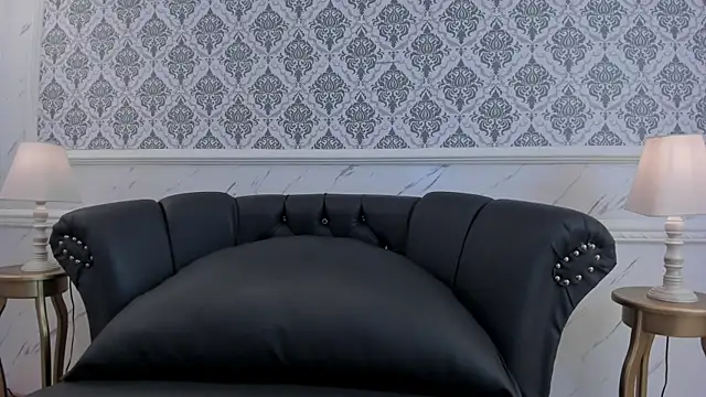 Midnight Bluee online show from February 9, 8:24 pm