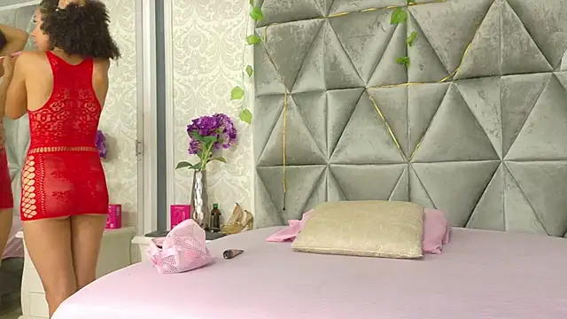 Miaa Grace  online show from May 14, 1:07 pm