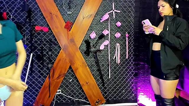 Anahi sslaavee bdsm online show from January 9, 2:31 pm