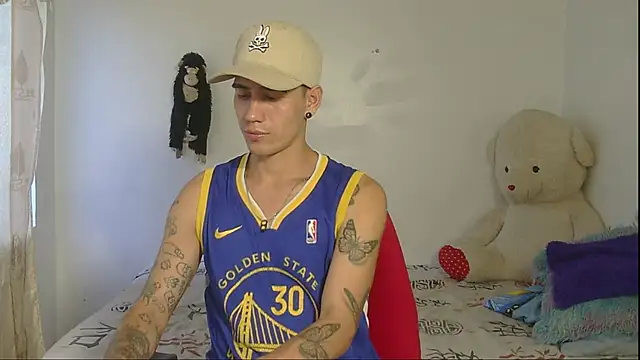 Snapshot of kilyan_wow chatting on November 18, 10:03 pm kilyan wow online show from November 18, 10:03 pm