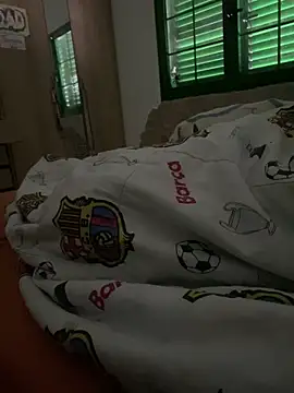 Snapshot of sweetblacky87 chatting on March 20, 10:31 am sweetblacky87 online show from March 20, 10:31 am