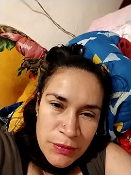 Snapshot of LilyMature_x chatting on November 28, 9:12 am LilyMature x online show from November 28, 9:12 am