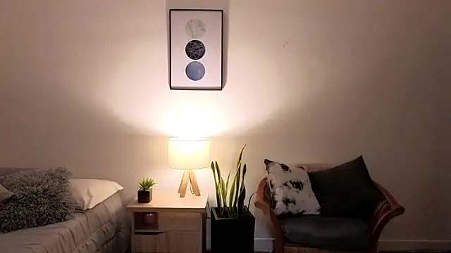 alana  29 online show from November 26, 8:21 pm