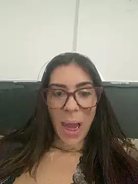 fer-nanda online show from February 10, 4:22 pm