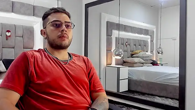 Ethan Greys online show from November 21, 3:49 am