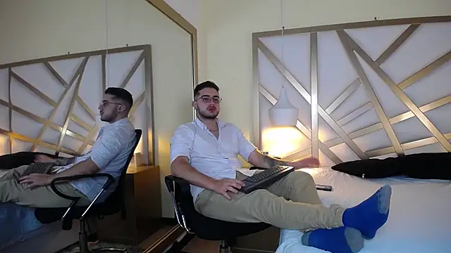 Ethan Greys online show from December 5, 4:21 am