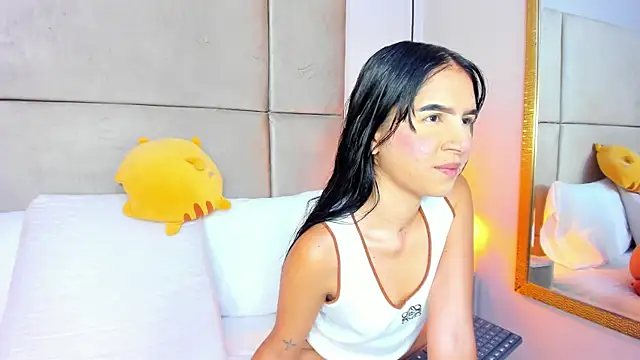 angelaG1 online show from June 12, 8:41 pm