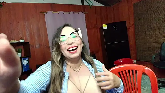 aliciasoy online show from December 16, 12:48 am