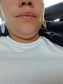 Rouse hot  online show from June 25, 1:37 pm
