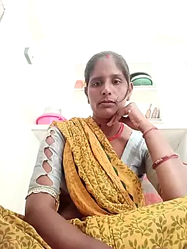 Snapshot of Pirvesh_singh chatting on November 29, 7:44 am Pirvesh singh online show from November 29, 7:44 am