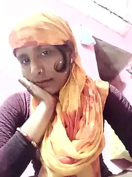 Snapshot of Pirvesh_singh chatting on December 14, 5:46 am Pirvesh singh online show from December 14, 5:46 am