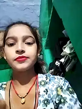 Snapshot of Mohni_hote chatting on November 23, 9:31 am Mohni hote online show from November 23, 9:31 am