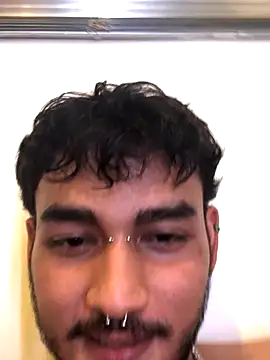 Snapshot of Brunicci chatting on December 4, 6:55 am Brunicci online show from December 4, 6:55 am