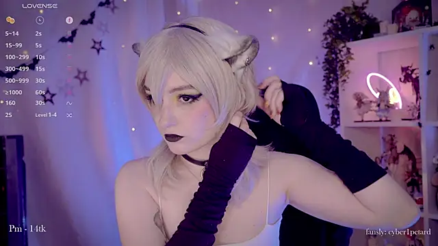 Snapshot of vronnier chatting on November 28, 2:53 pm vronnier online show from November 28, 2:53 pm