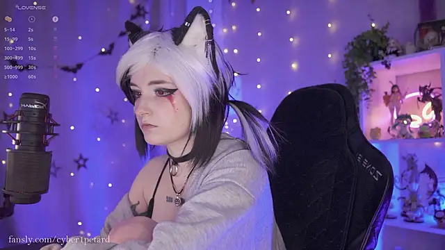 vronnier online show from February 11, 3:17 pm