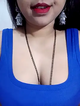 Snapshot of Aradhna_08 chatting on November 25, 6:13 am Aradhna 08 online show from November 25, 6:13 am