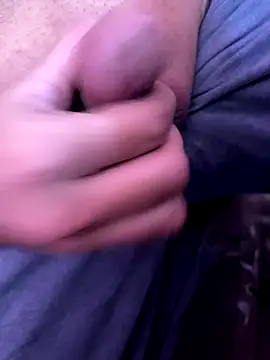 Snapshot of Your_imran chatting on December 3, 6:10 am Your imran online show from December 3, 6:10 am