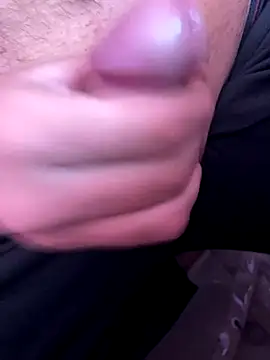 Snapshot of Your_imran chatting on December 4, 6:44 am Your imran online show from December 4, 6:44 am