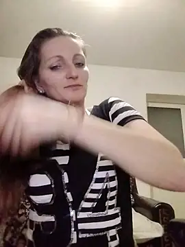 CrazyMaya39 online show from March 10, 1:43 am