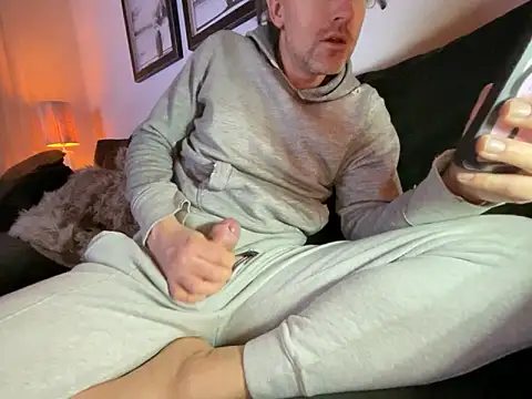 Brandonn1989amateur online show from February 16, 9:22 pm