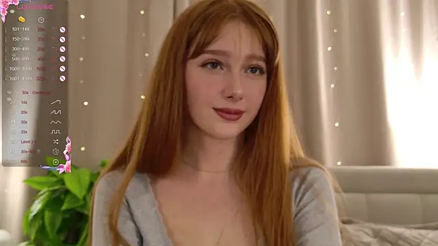 Snapshot of AdritVance chatting on November 18, 11:58 am AdritVance online show from November 18, 11:58 am