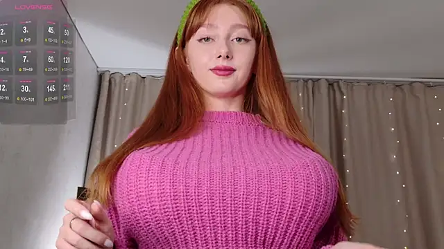 Snapshot of AdritVance chatting on November 28, 9:56 am AdritVance online show from November 28, 9:56 am