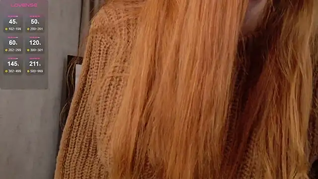 Snapshot of AdritVance chatting on December 3, 9:07 am AdritVance online show from December 3, 9:07 am