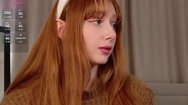 Snapshot of AdritVance chatting on December 5, 9:29 am AdritVance online show from December 5, 9:29 am