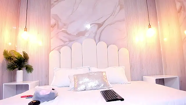 arietta skinny online show from February 4, 11:38 am