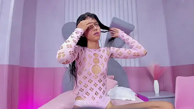 arietta skinny online show from March 28, 4:17 pm