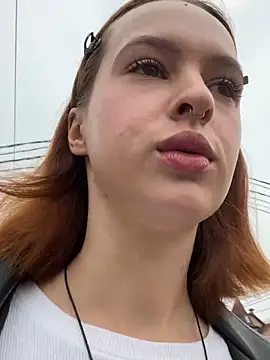 Snapshot of hani_obsessed chatting on December 2, 7:25 am hani obsessed online show from December 2, 7:25 am