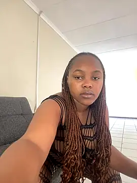 Snapshot of SexyDarkCandy chatting on November 19, 7:41 am SexyDarkCandy online show from November 19, 7:41 am