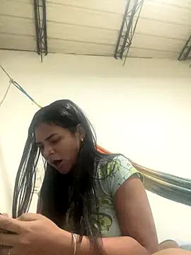 Snapshot of lizmy chatting on November 26, 6:03 am lizmy online show from November 26, 6:03 am