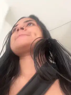 Snapshot of lizmy chatting on December 1, 9:09 pm lizmy online show from December 1, 9:09 pm