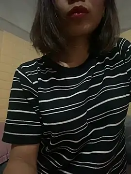 Trangbabylove online show from July 1, 2:02 am
