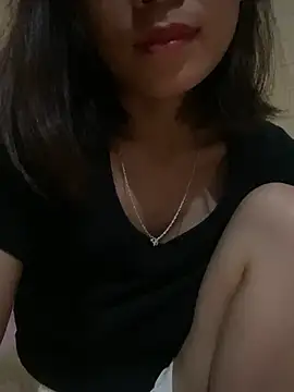 Trangbabylove online show from July 28, 4:39 pm