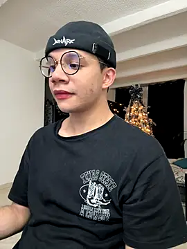 Snapshot of MarcoKostov chatting on November 20, 2:34 am MarcoKostov online show from November 20, 2:34 am