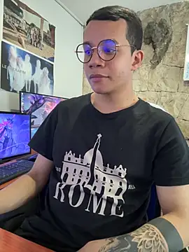 Snapshot of MarcoKostov chatting on November 23, 12:38 pm MarcoKostov online show from November 23, 12:38 pm